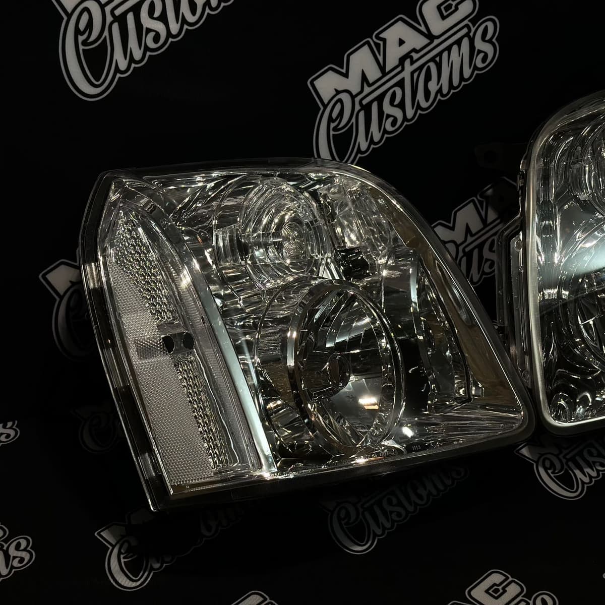 2007-2014 GMC Yukon Clear Headlights